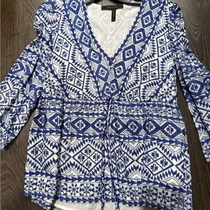 BCBGMaxAzria Blue and White Printed V-Neck Tunic